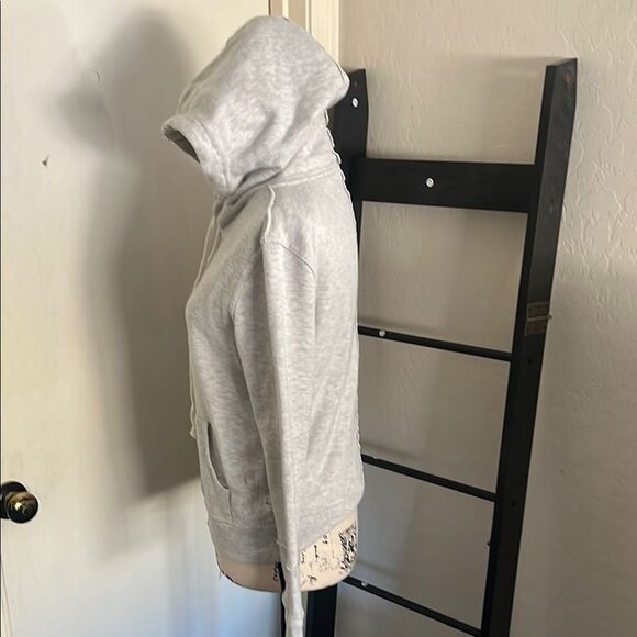 Free People Distressed Rips Holes Cropped Zipper Gray Women's Hoodie Sweatshirt - Picture 6 of 12